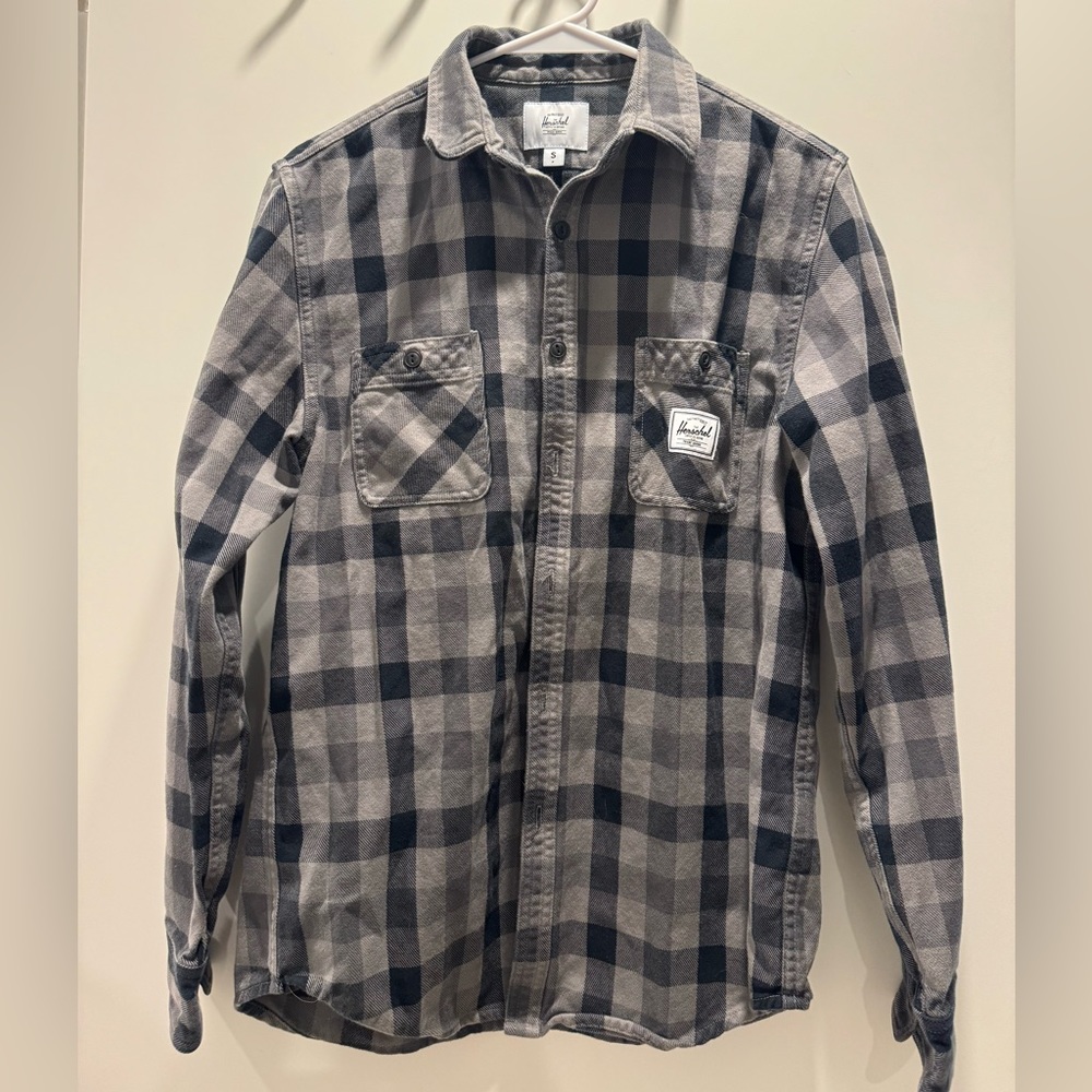 Herschel flannel size unisex small